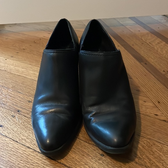 Naturalizer Leather Shoe Booties - Picture 2 of 5